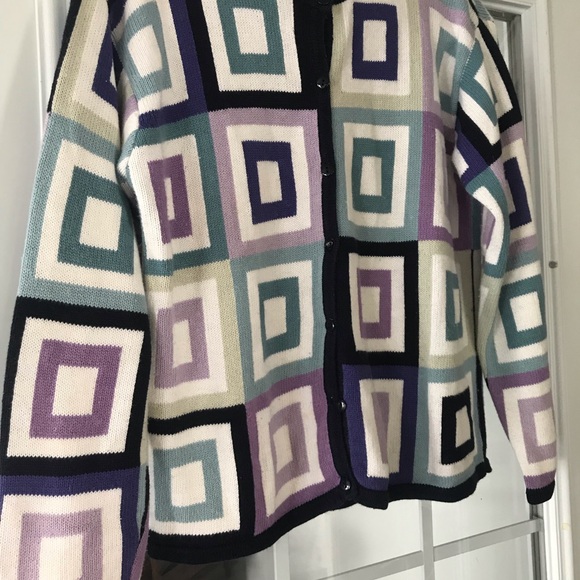 Talbots Geometric Patterned Cardigan Small‎ - Picture 3 of 6